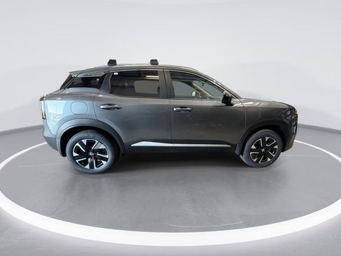 New 2026 Nissan Kicks SV w/ Cold Weather Package AWD/4WD image 9