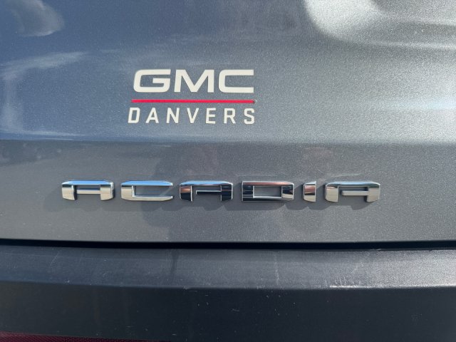 Used 2023 GMC Acadia SLT w/ Preferred Package AWD/4WD image 8