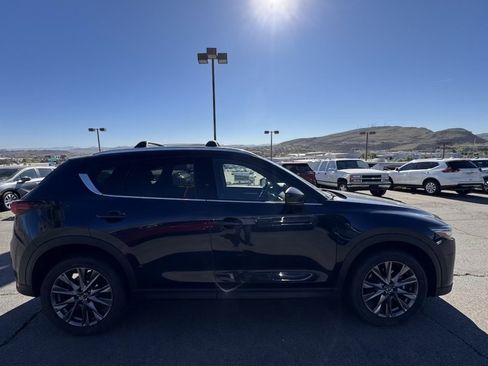 Used 2021 MAZDA CX-5 Signature image 6
