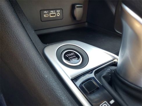 Used 2022 Nissan Sentra SV w/ Trunk Package image 22