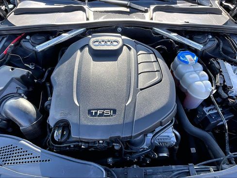 Used 2018 Audi A4 2.0T Premium w/ Convenience Package image 30