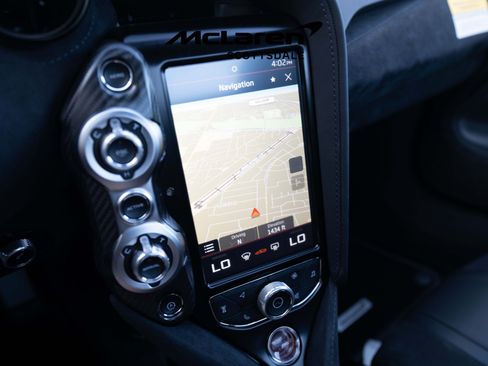 Used 2022 McLaren 720S Luxury RWD image 16