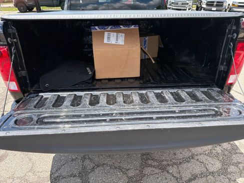 Used 2017 RAM 1500 Express AWD/4WD image 24