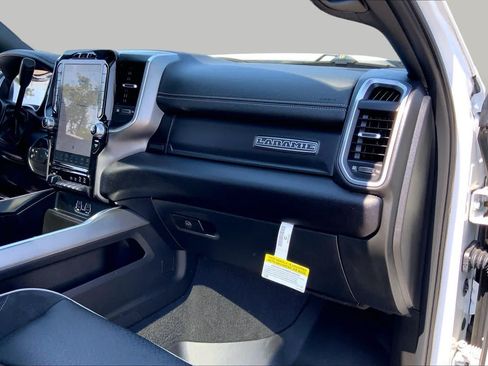 Used 2024 RAM 2500 Laramie w/ Night Edition AWD/4WD image 17