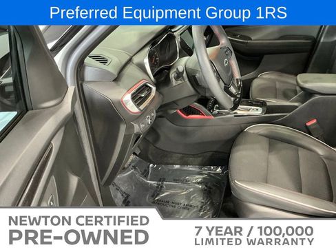 Used 2023 Chevrolet TrailBlazer RS w/ Sun and Liftgate Package FWD image 5