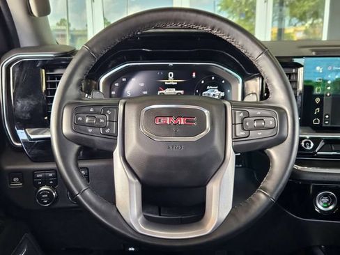 Used 2024 GMC Sierra 1500 SLT w/ SLT Premium Package AWD/4WD image 11