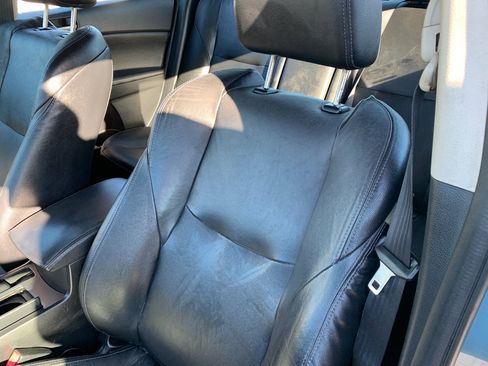 Used 2011 MAZDA MAZDA3 s Grand Touring image 11