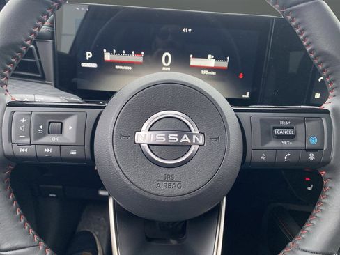 New 2026 Nissan Kicks SR w/ Cold Weather Package image 14