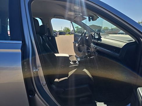 Used 2024 Honda CR-V LX image 12