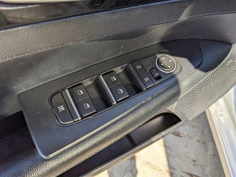 Used 2019 Kia Forte S image 20