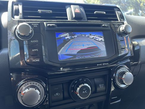 Used 2016 Toyota 4Runner Trail image 12