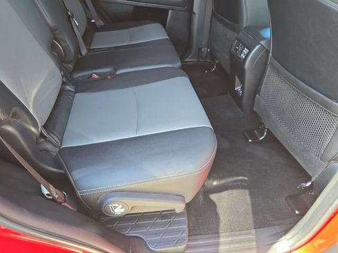Used 2022 Toyota 4Runner SR5 Premium w/ Moonroof Package AWD/4WD image 11