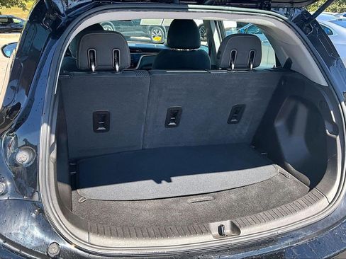 Used 2022 Chevrolet Bolt LT FWD image 4