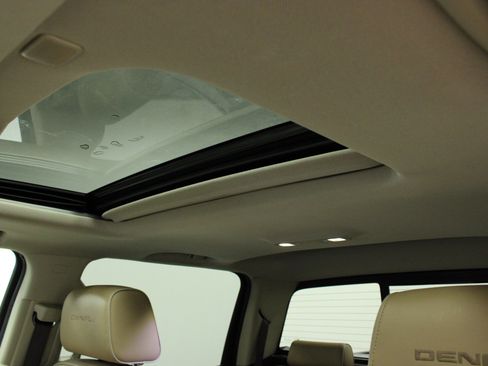 Used 2018 GMC Sierra 1500 Denali image 10