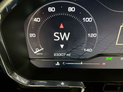 Used 2024 GMC Sierra 1500 SLT w/ SLT Premium Plus Package image 13