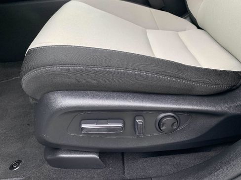 Certified 2024 Honda CR-V EX image 34