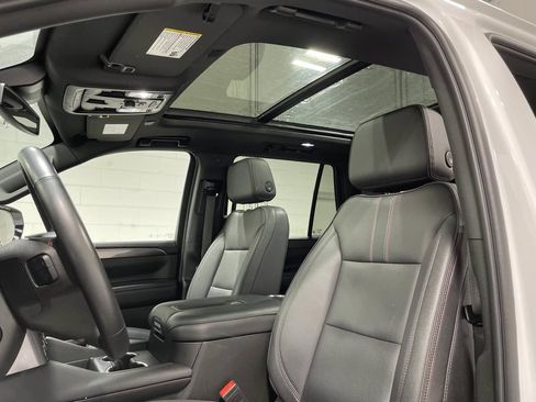 Used 2023 Chevrolet Tahoe RST w/ Sport Performance Package AWD/4WD image 14