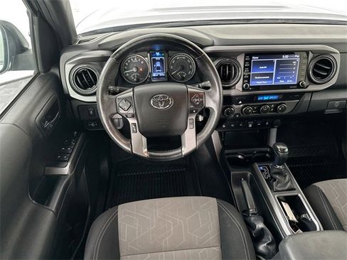 Used 2023 Toyota Tacoma TRD Sport image 10