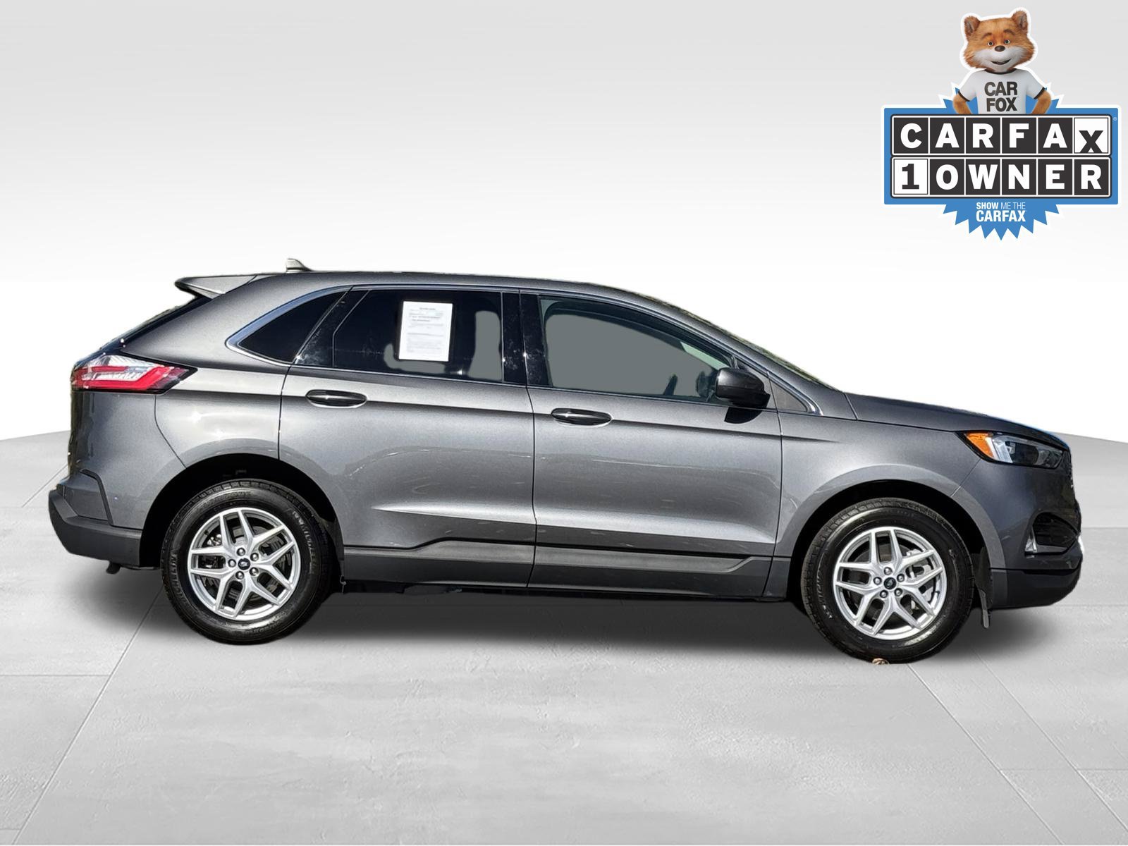 Used 2024 Ford Edge SEL w/ Convenience Package AWD/4WD image 3