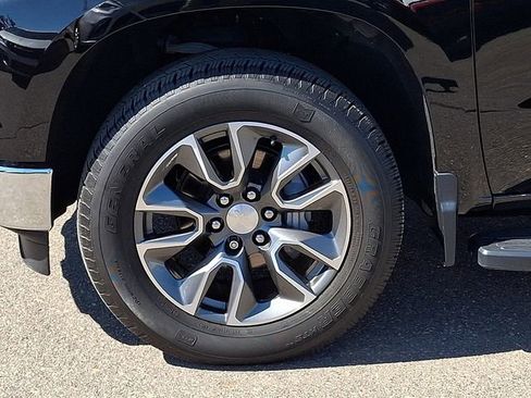 Used 2023 Chevrolet Silverado 1500 LT image 29