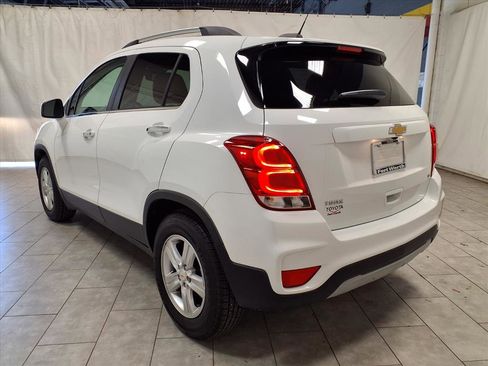 Used 2019 Chevrolet Trax LT w/ LT Convenience Package image 7