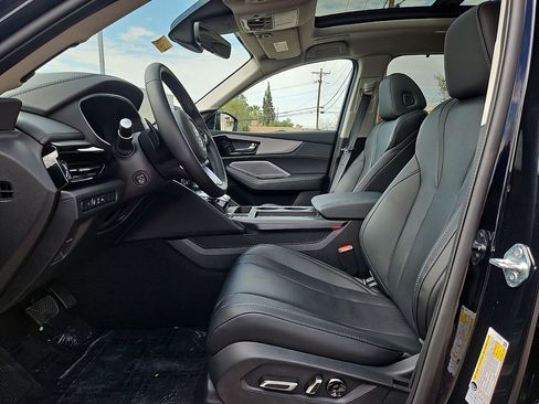 New 2026 Acura MDX w/ Technology Package FWD image 17
