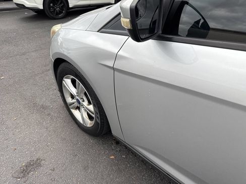 Used 2014 Ford Focus SE w/ SE Winter Package image 27