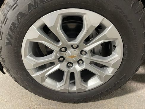 New 2026 Chevrolet Silverado 1500 LTZ w/ LTZ Premium Package AWD/4WD image 47