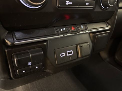 Used 2021 Chevrolet Silverado 1500 Custom w/ Custom Max Trailering Package image 33