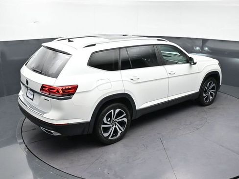Used 2023 Volkswagen Atlas SEL AWD/4WD image 32