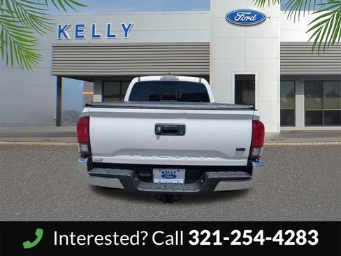Used 2020 Toyota Tacoma SR5 RWD image 7
