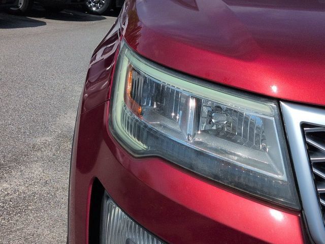 Used 2017 Ford Explorer Platinum AWD/4WD image 10