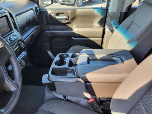 Used 2022 Chevrolet Silverado 1500 Custom Trail Boss w/ LPO, Dark Essentials Package image 28