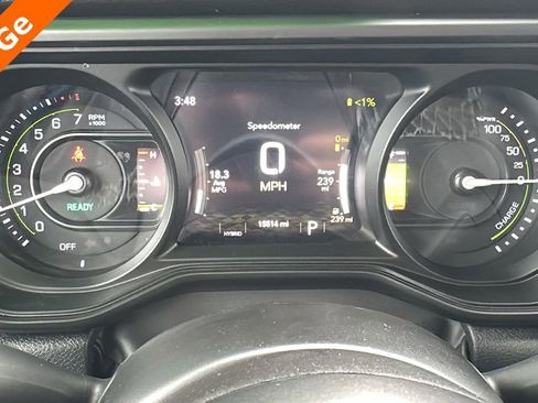 Used 2025 Jeep Wrangler Willys 4xe image 19