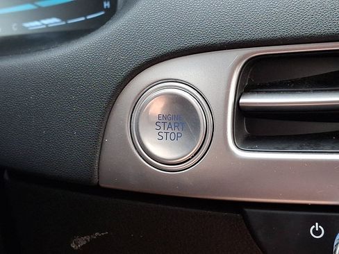 Certified 2024 Hyundai Palisade SEL FWD image 23