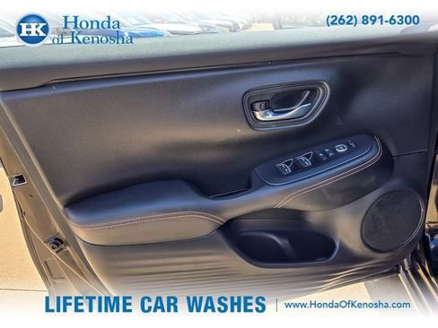 Used 2025 Honda HR-V Sport image 20