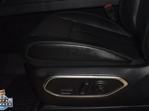 Certified 2024 Jeep Wagoneer Series II w/ Flexible Seating Group AWD/4WD image 39