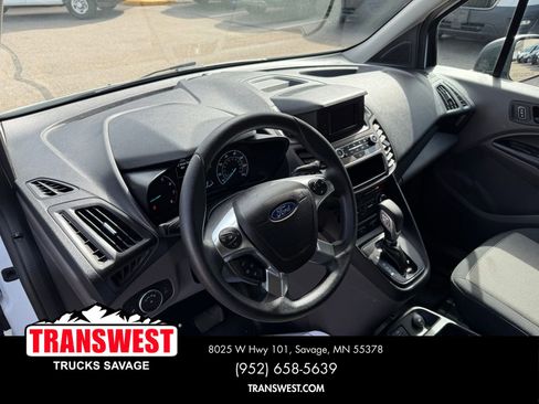 Used 2023 Ford Transit Connect XL FWD image 4