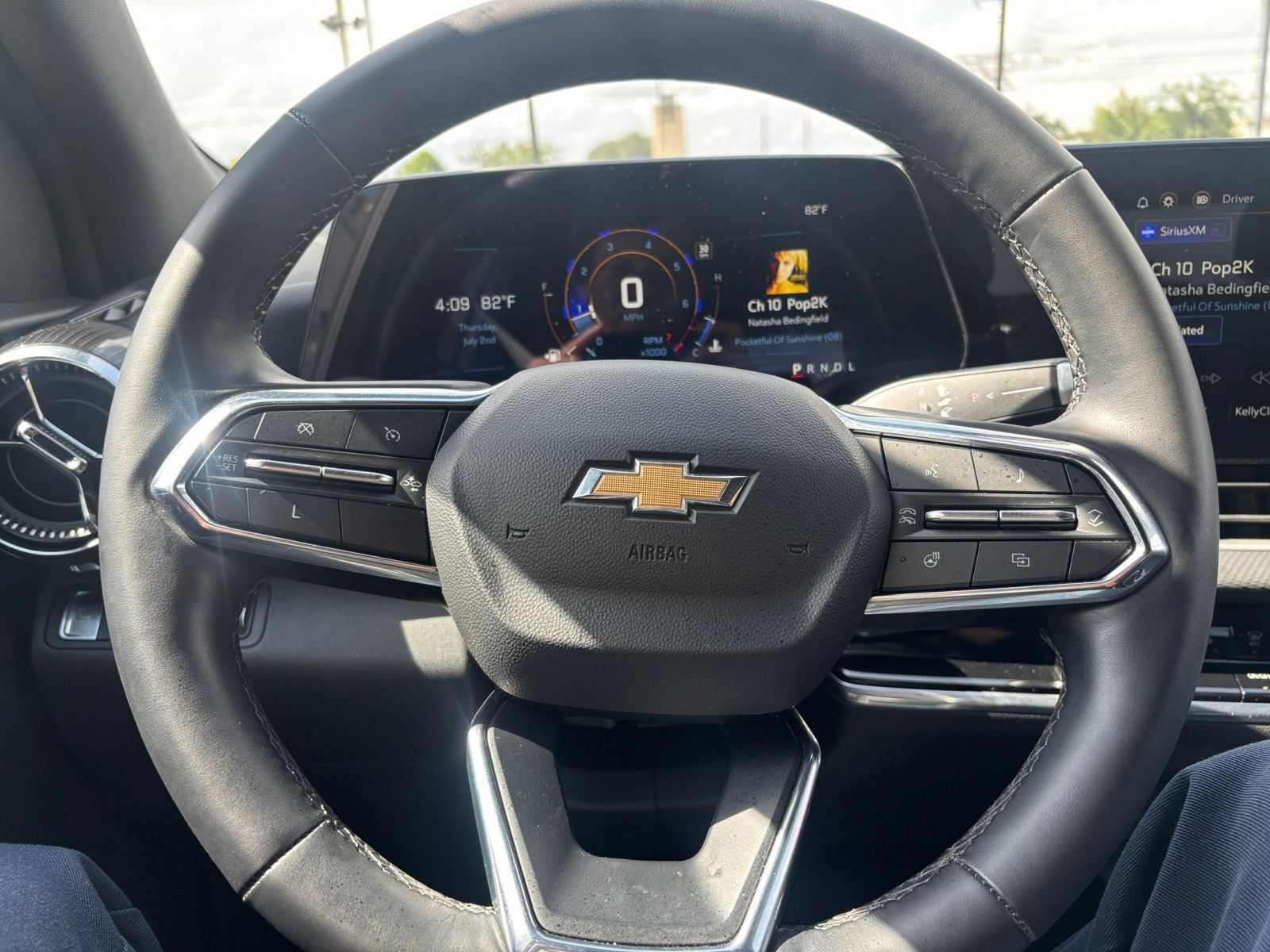 Used 2025 Chevrolet Equinox LT FWD image 28