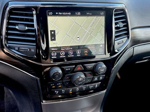 Used 2021 Jeep Grand Cherokee Limited w/ Quick Order Package 28K 80th image 17