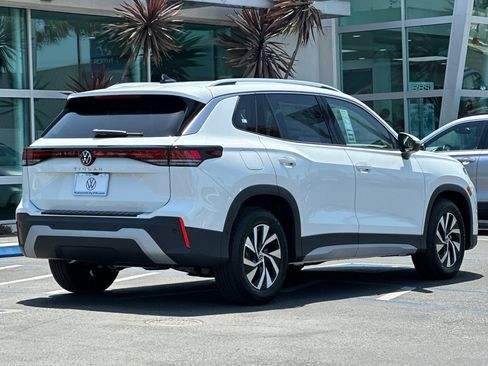 New 2026 Volkswagen Tiguan S FWD image 5