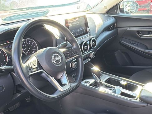 Used 2024 Nissan Sentra SV FWD image 19