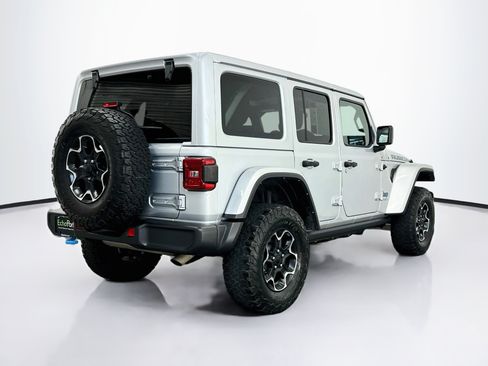Used 2022 Jeep Wrangler Unlimited Rubicon 4xe AWD/4WD image 9