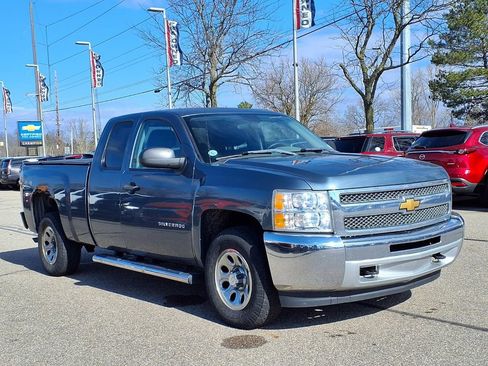 Used 2012 Chevrolet Silverado 1500 W/T w/ LS Package image 3