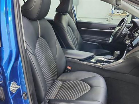 Used 2019 Toyota Camry SE FWD image 27