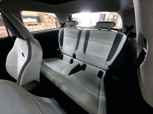 Certified 2025 MINI Cooper 2-Door Hardtop image 28