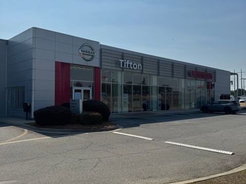 Used 2025 Jeep Compass Limited AWD/4WD image 9