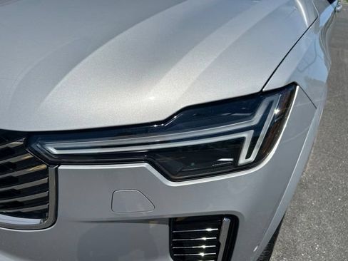 Certified 2025 Volvo XC90 B6 Plus AWD/4WD image 8