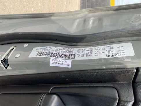 Used 2019 Jeep Grand Cherokee Altitude RWD image 27