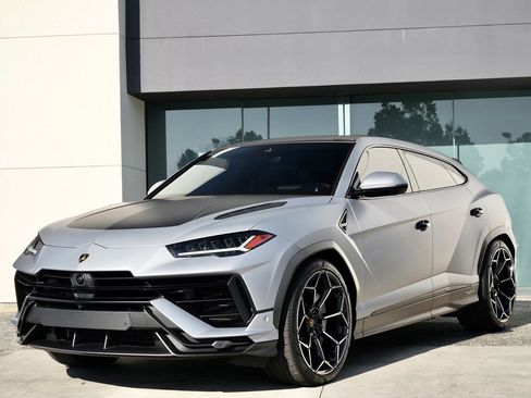 Used 2024 Lamborghini Urus Performante image 23